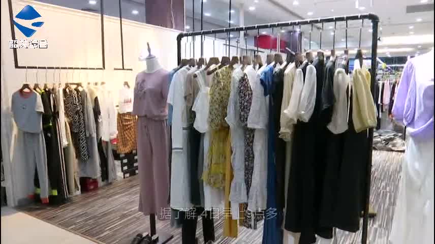 女子帶小孩行竊，沙洲尾多家服裝店“中招”